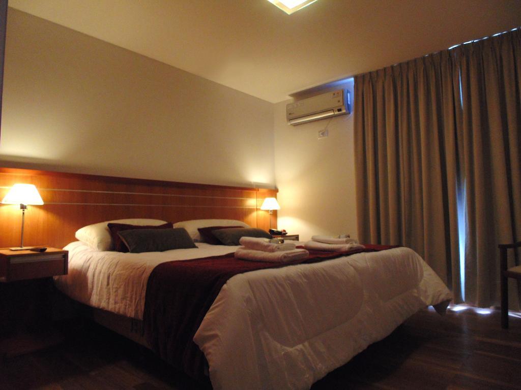 Catamarca Suites Land Rosario Ruang foto